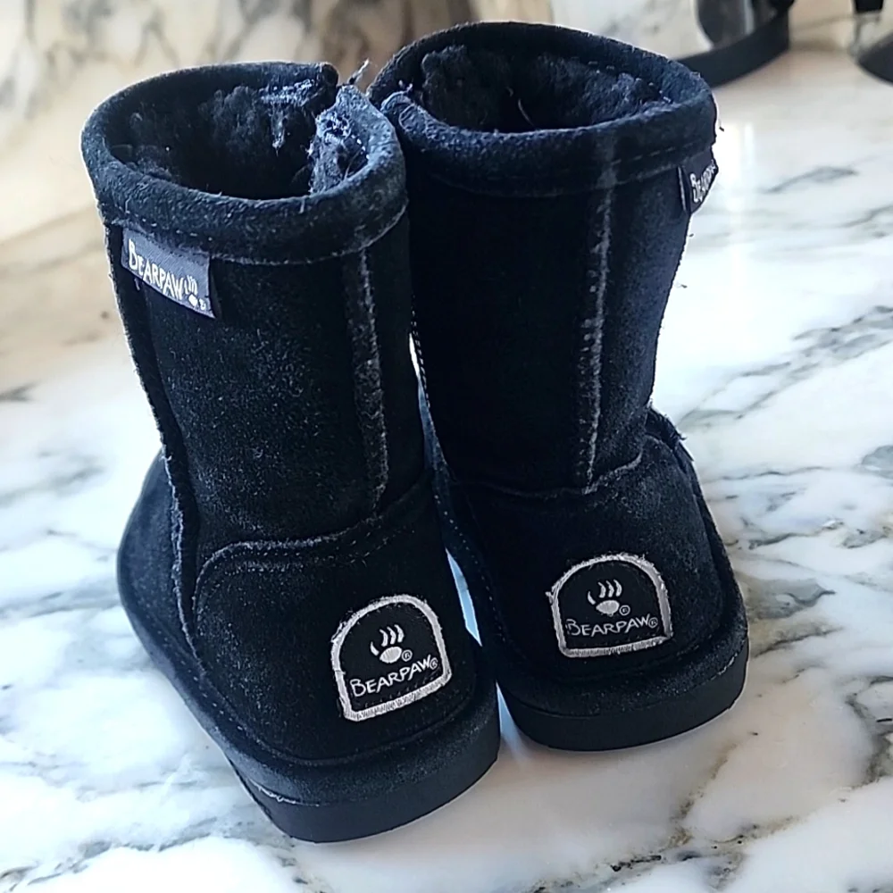 BEARPAW Emma Toddler Size 7 Black Suede Sherpa Lined Zip Winter Boots